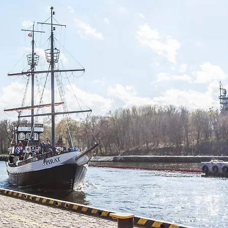Family Premium Private Jacuzzi, Sauna & Sea View コウォブジェク