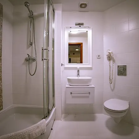 Rodzinny Sauna&jacuzzi Arka Medical